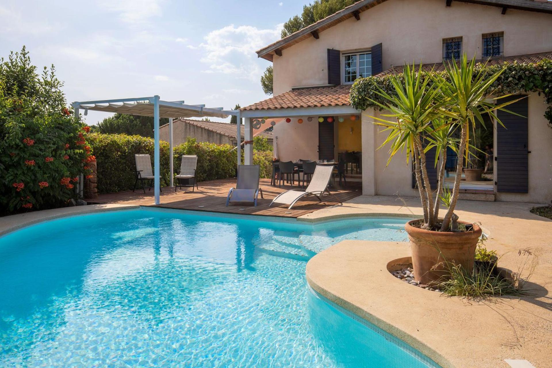Villa Lumineuse Avec Piscine Chambres Ou Villa Saint-Georges-dʼOrques Eksteriør billede